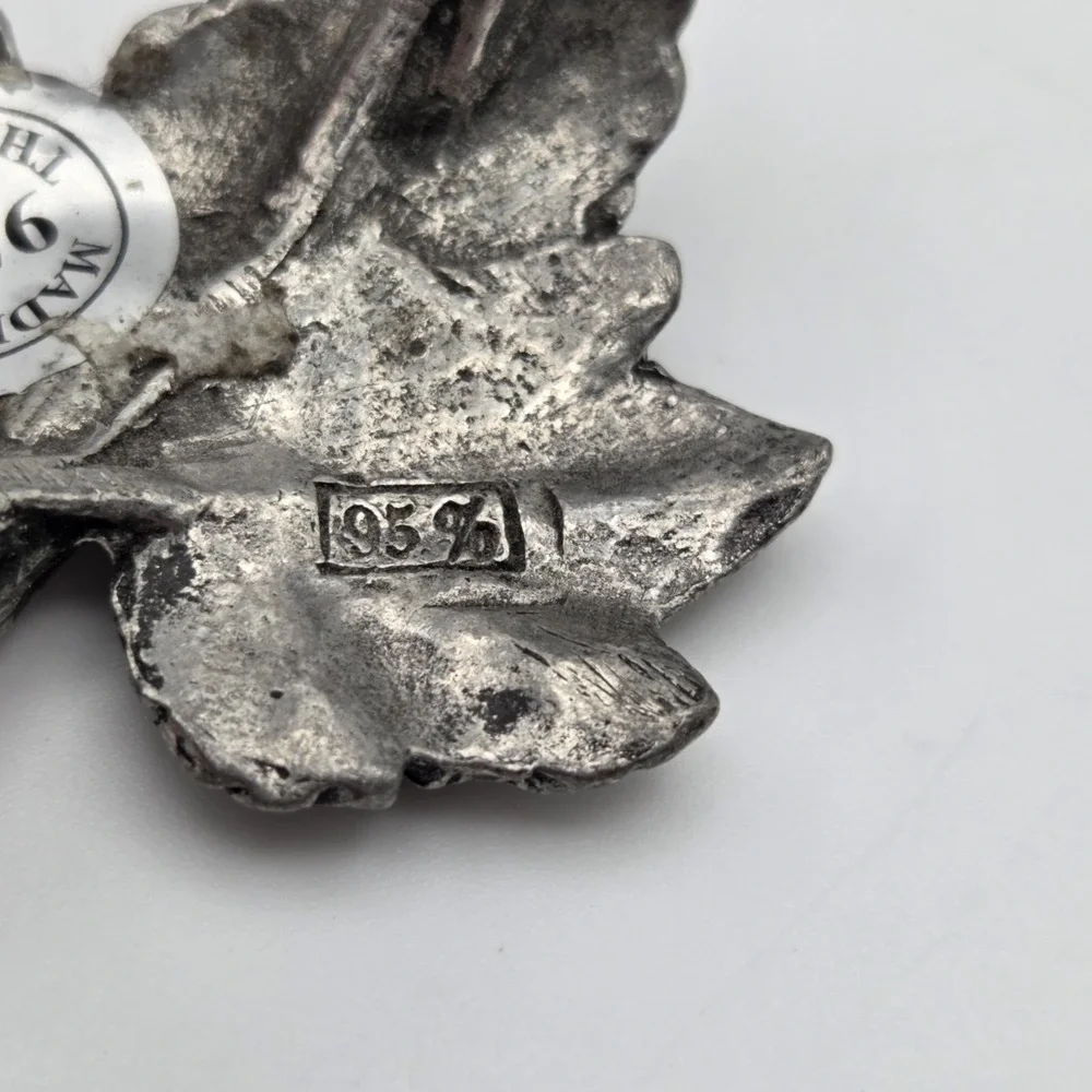 Set Of 6 Vintage Pewter Grape Cluster Napkin Rings Wine Dinner Rustic Winery